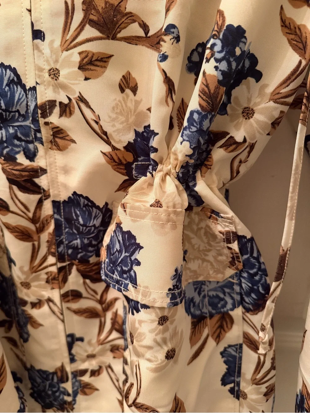 Sz - XS Tory Burch Cream Floral Zip-Front Anorak with Blue Flowers